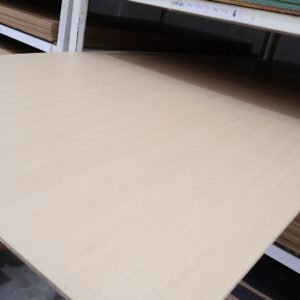ไม้อัด MDF ปิดผิวเมลามีน ลายBrown Oak 5001 ผิวเสี้ยน สีลายไม้ 2 หน้า (1.22mx2.44m) - Image 2