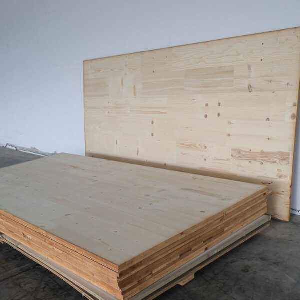 ไม้สนฟินแลนด์อัดประสาน ลายปาร์เก้ เกรด BB (1.22mx2.40m) - Image 3