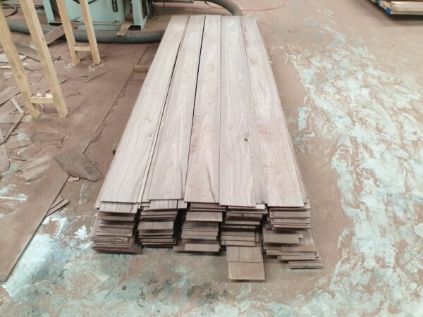 ไม้ วอลนัท Walnut (AB) แล่บาง