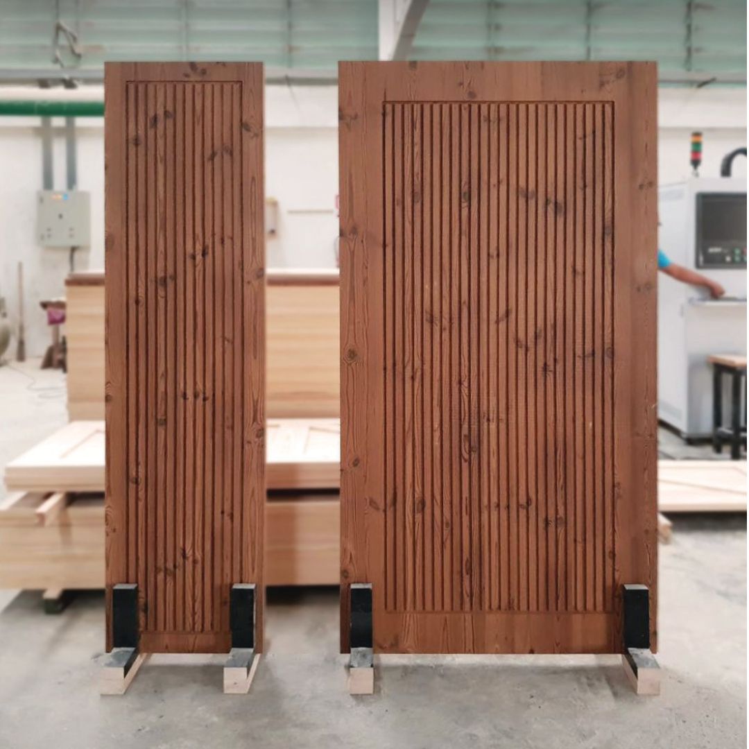 ประตูไม้เทอร์โมวูด มีตา dark/light ความหนา 9mm CNC ร่องลึก 6mm