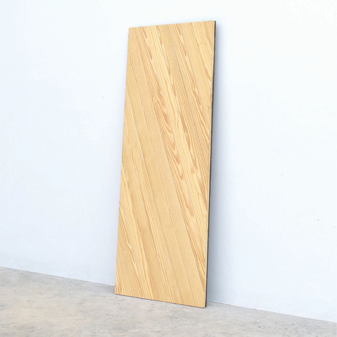 ประตูไม้สนเมกาไม่มีตา ความหนาผิว 3mm ลายเฉียง/เฉียงวี/chevron