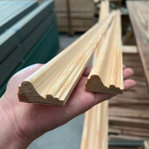 ไม้สน USA  คิ้ว SS-4   22mmx44mmx2.40m