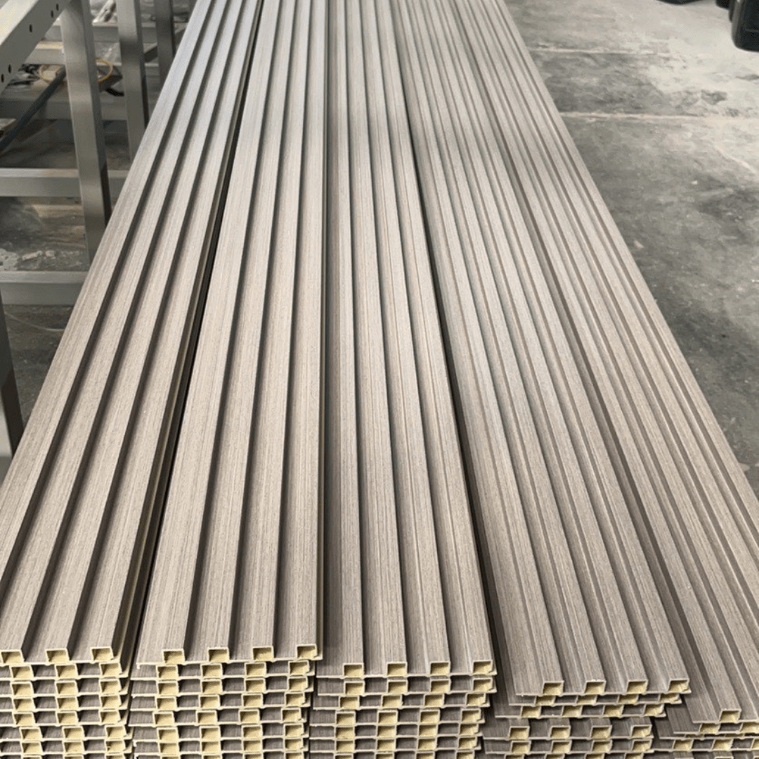 WPC PANEL 4ร่องลึก รหัส 403 804706-26 (เทาอ่อน ลายเส้น) 22x160x2900mm - Image 3