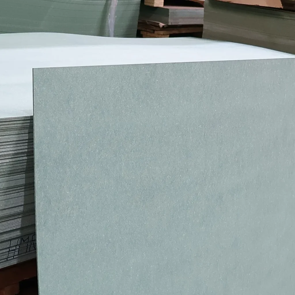 ไม้อัดกันน้ำ vs ไม้อัดทั่วไป