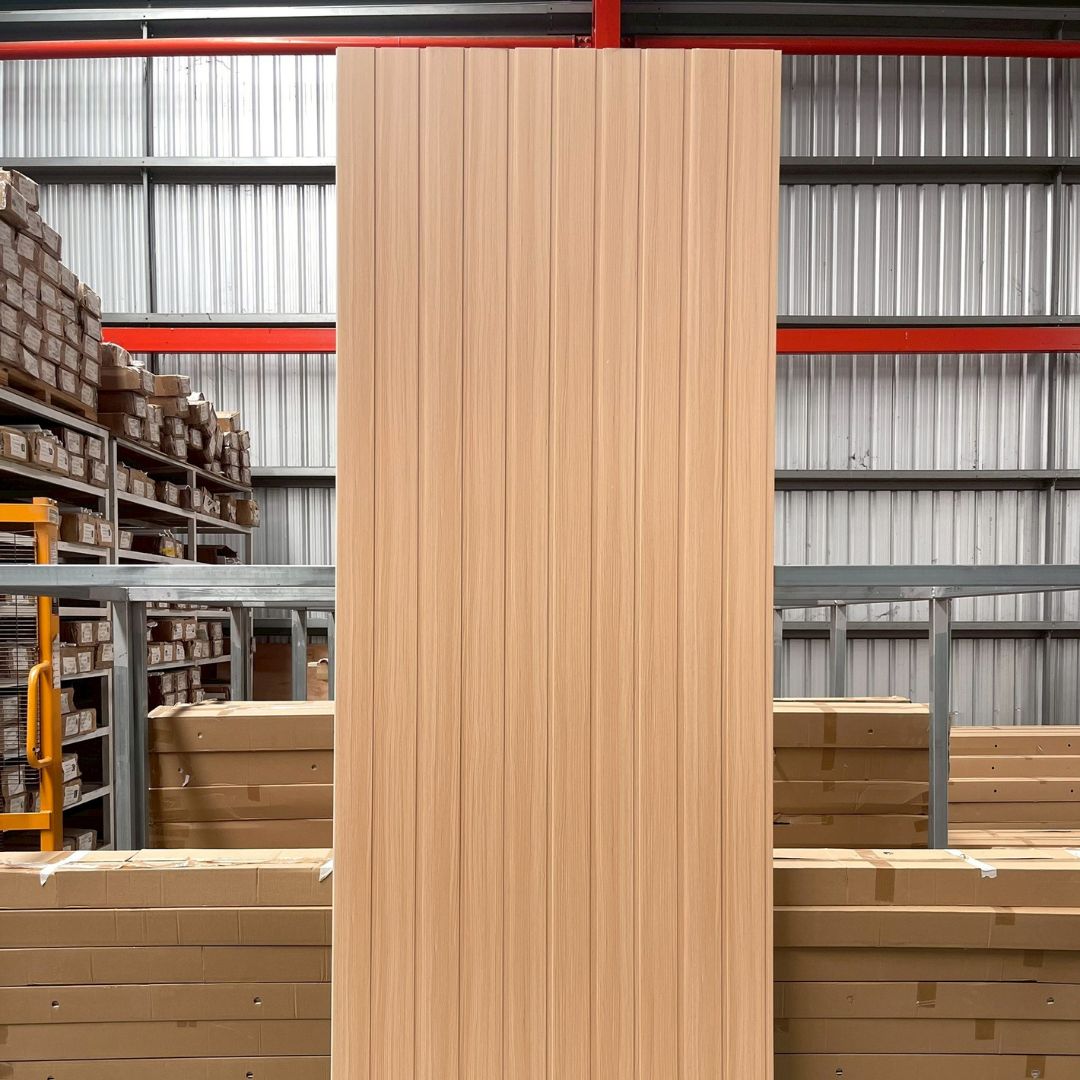 WPC PANEL ไม้ฝา 4" เว้นร่อง รหัส 227 K7127-302 (บีช) ขนาด 9x200x2900mm - Image 2