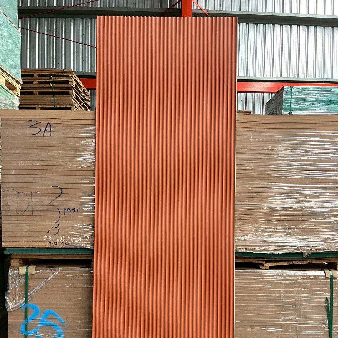 WPC PANEL 7 ลอนเว้า รหัส U72 FG-9028 (ชาไทย) 12x195x2900mm - Image 4