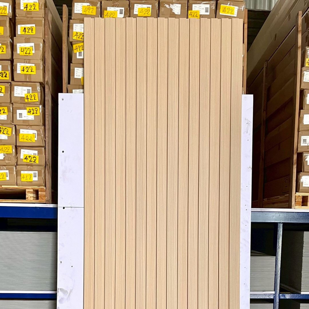 WPC PANEL 3 ร่องตื้น รหัส 319 สี โอ๊ค ยุโรป ขนาด 12x200x2900mm - Image 3