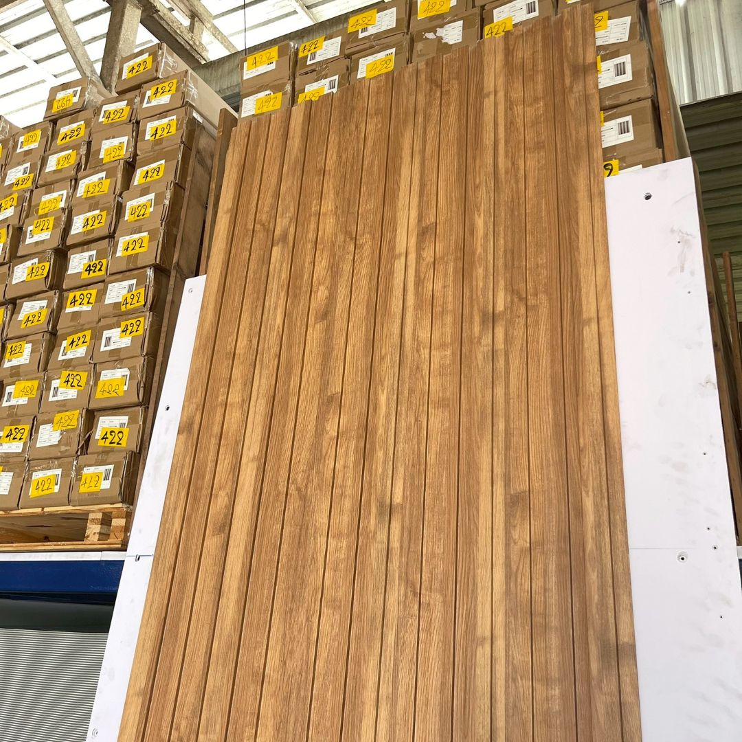 WPC PANEL 3 ร่องตื้น รหัส 305 สี สักทอง ขนาด 12x200x2900mm - Image 2