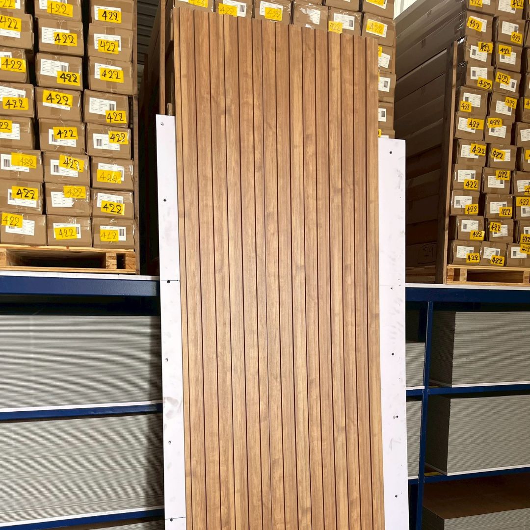 WPC PANEL 3 ร่องตื้น รหัส 305 สี สักทอง ขนาด 12x200x2900mm - Image 3
